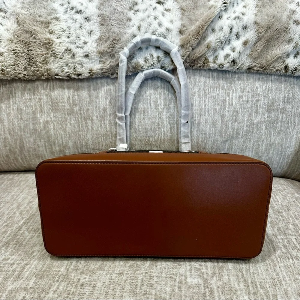 ✨💎NWT💎✨ MICHAEL KORS LARGE JET SET TRAVEL SHOULDER TOTE! $498 RETAIL. - Picture 8 of 9